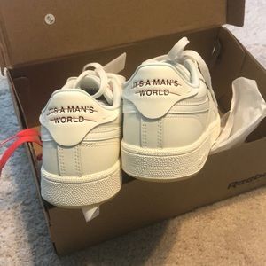 NWT Reebok It’s a Mans World White Sneakers